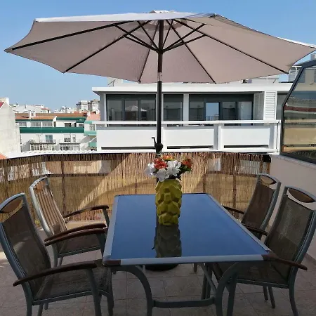 Costa Terrace Iii דירה *